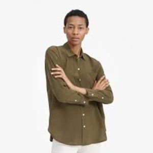 Everlane Clean Silk Oversized Shirt (Olive)